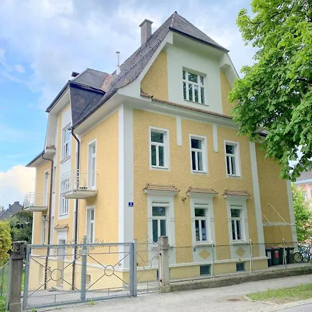 Stilvolle Gartenwohnung Im Villenviertel Villachs * Villach