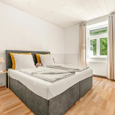 Stilvolle Gartenwohnung Im Villenviertel Villachs Apartman