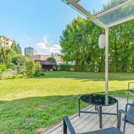 Komfortable Gartenwohnung Im Villenviertel 2 Schlafzimmer Mit Terrasse Villach
