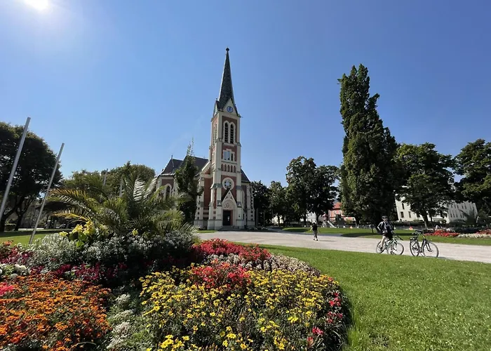Stilvolle Gartenwohnung Im Villenviertel Villachs Apartamento