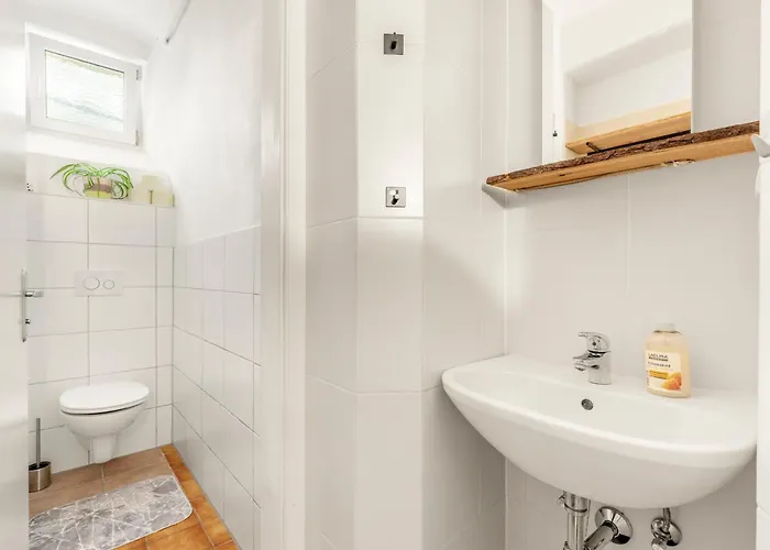 Stilvolle Gartenwohnung Im Villenviertel Villachs Villach